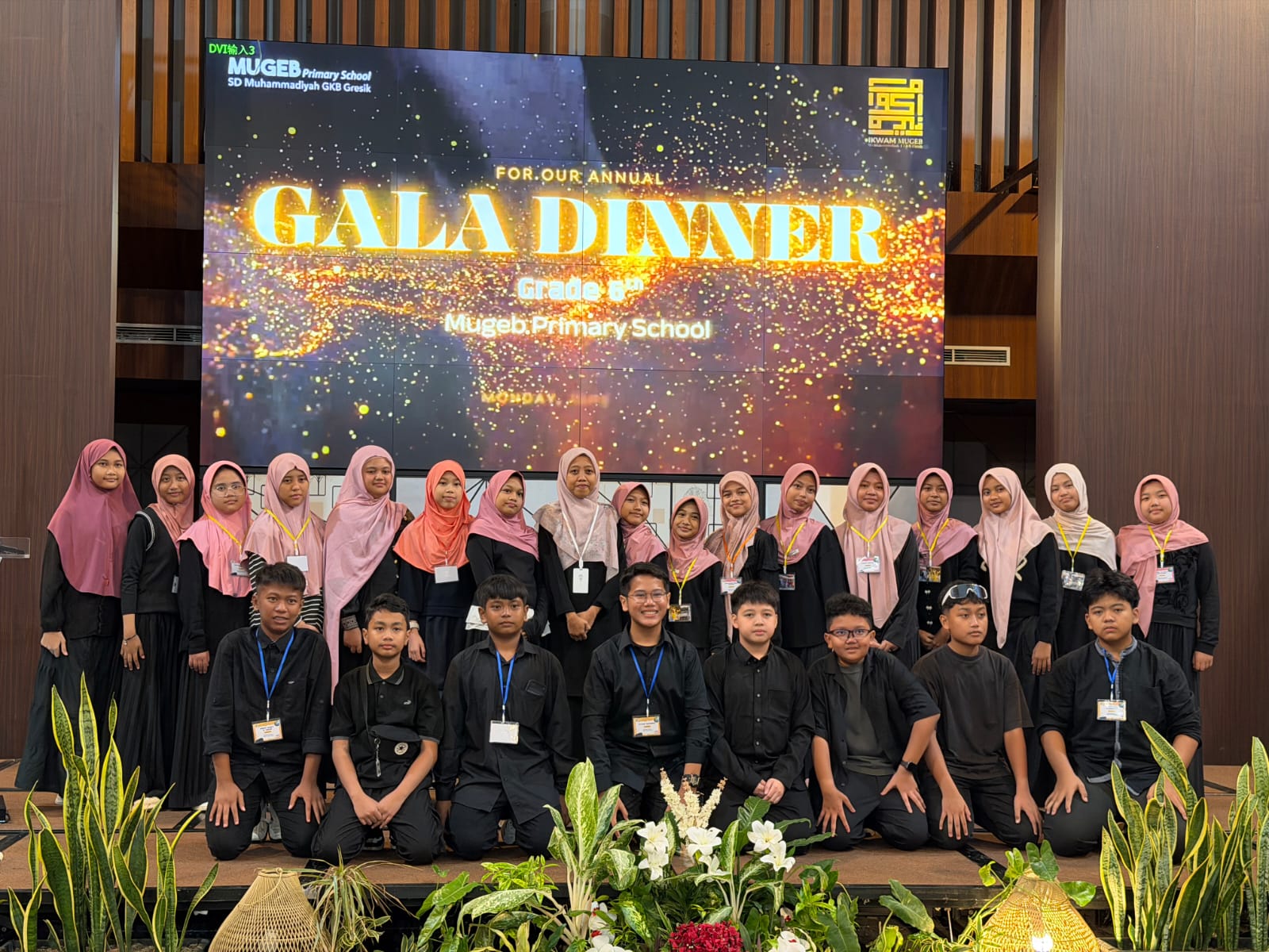 Gala Dinner Farewell Fun Trip angkatan ke-26 Mugeb Primary School di Ballroom Rays UMM Malang mengukir memori indah, membasuh haru, dan meneguhkan langkah menuju masa depan.